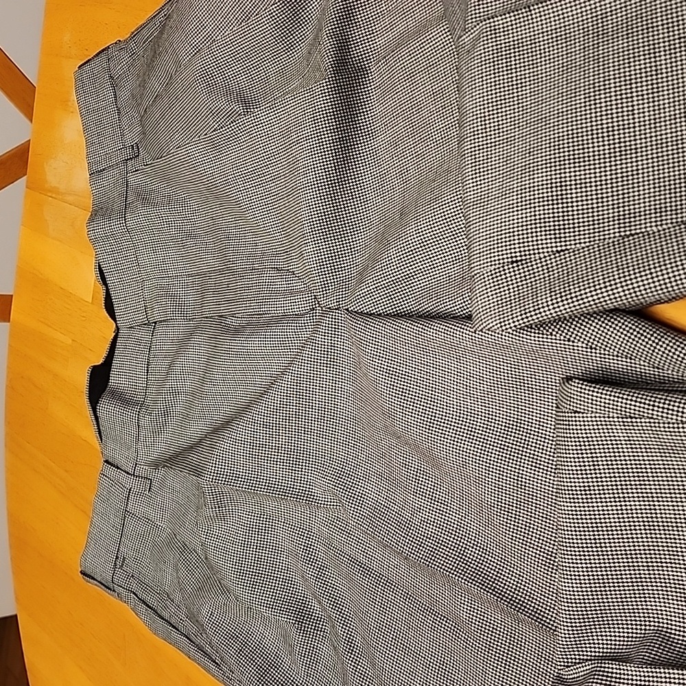 pants - Picture 2 of 2